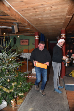 065 geburtstag und weihnachtsparty